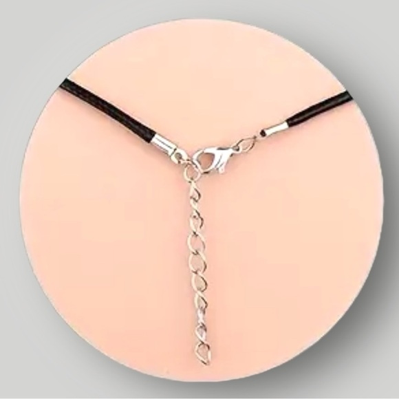 Lot/3 Fun Heart Pendants w/Black Necklace Set - Picture 6 of 11